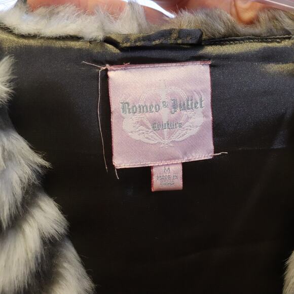 Romeo & Juliet Couture Faux Fur Vest M Zebra Stripe Animal Print - Picture 3 of 4